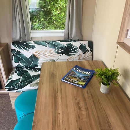 Newquay Bay Resort Oakley 6 Birth Caravan Экстерьер фото